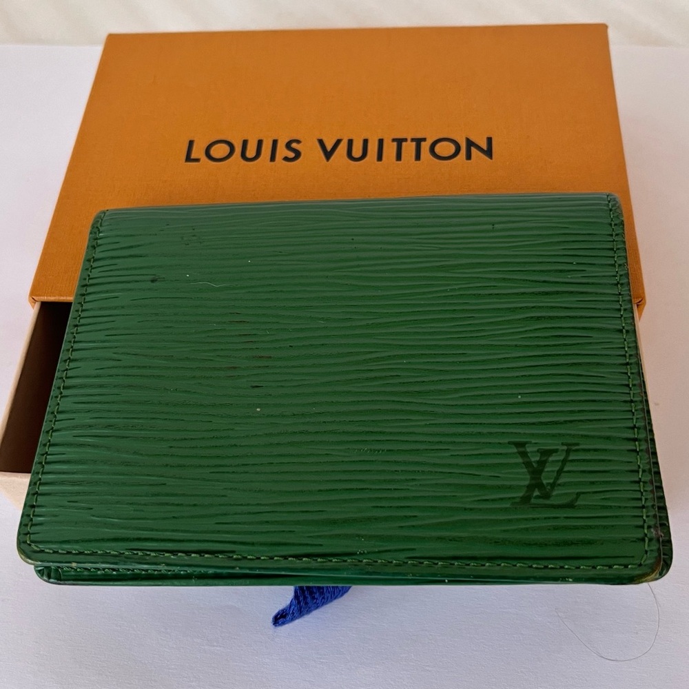 LV Green Epi Card Case LV wallet box Credit card Holder Louis Vuitton ID Holder